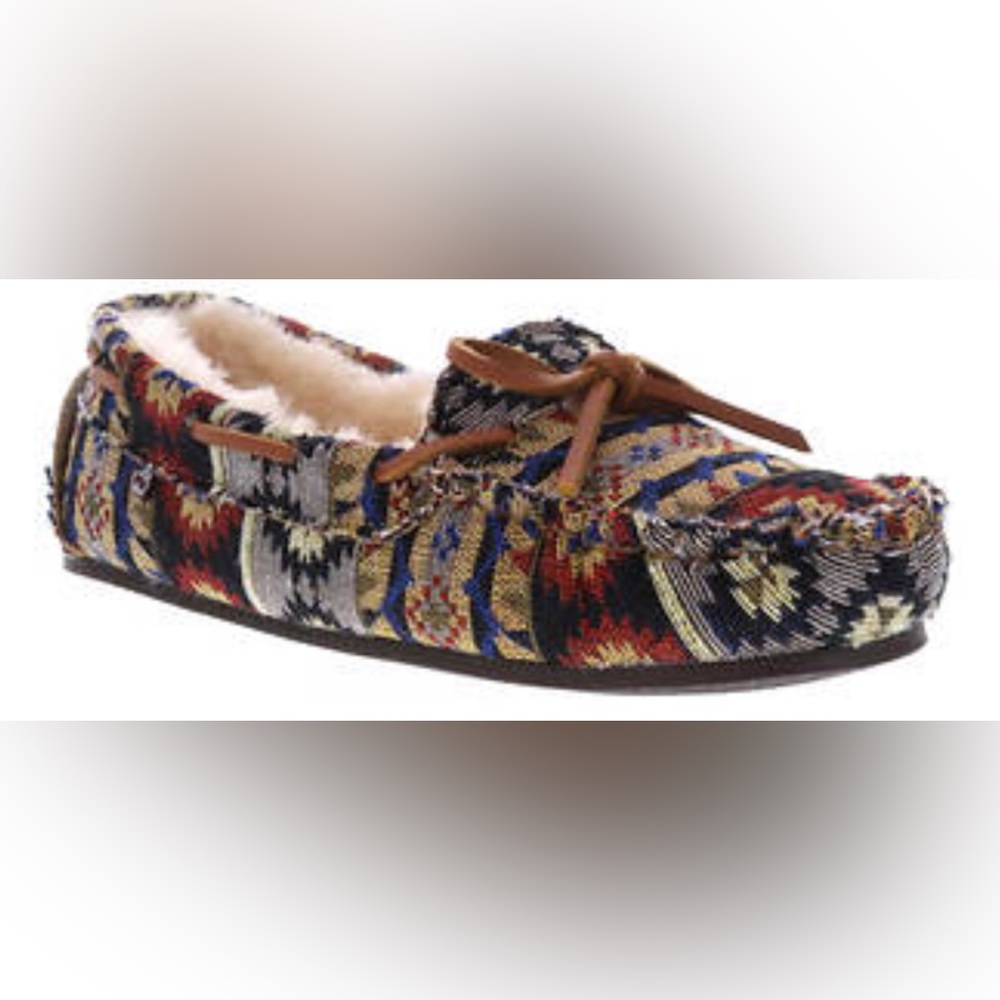Size 9 NWT LamO Mocs. Super cute Southwest print. Blue/Tan/Brick red colors